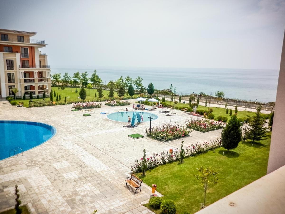 Prestige Fort Beach - Premium Apartments 스베티 블라스 외부 사진