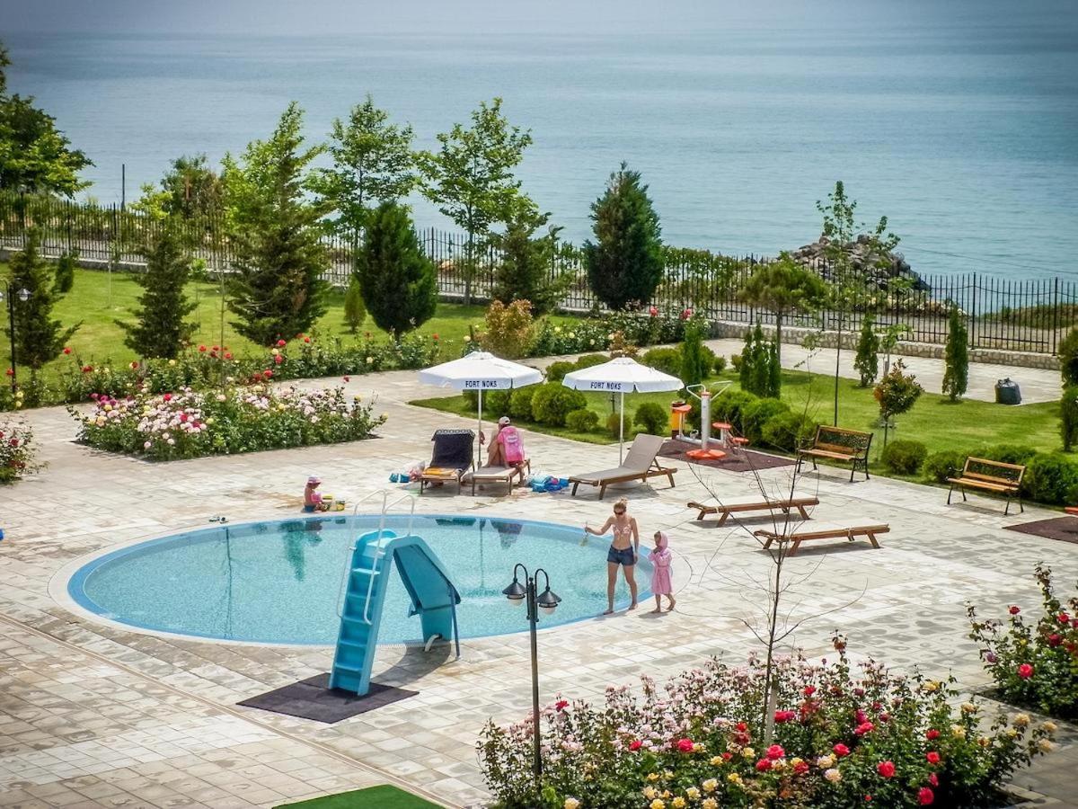 Prestige Fort Beach - Premium Apartments 스베티 블라스 외부 사진